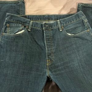 Levis 501 Buttonfly Jeans